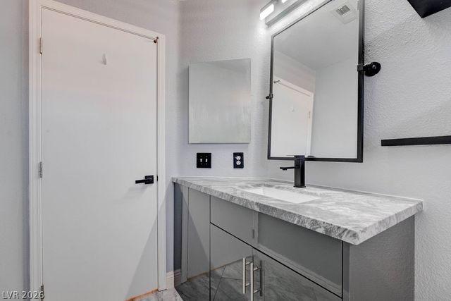 879 Cozy Valley Street, Henderson, NV 89015