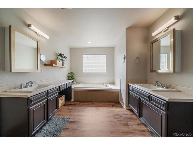 22240 Pebble Brook Ln, Parker, CO 80138