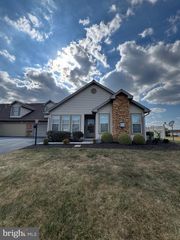 1361 WELLINGTON DR #D3, York, PA 17408