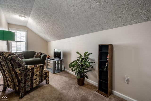 809 Stockbridge Drive, Westfield, IN 46074