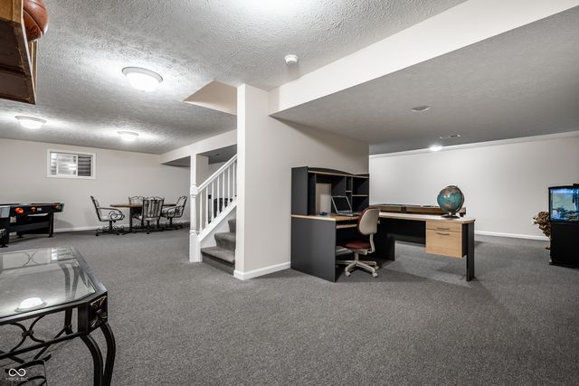 809 Stockbridge Drive, Westfield, IN 46074