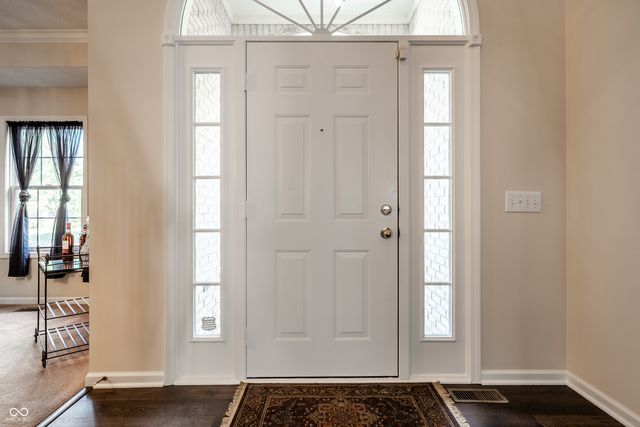 809 Stockbridge Drive, Westfield, IN 46074