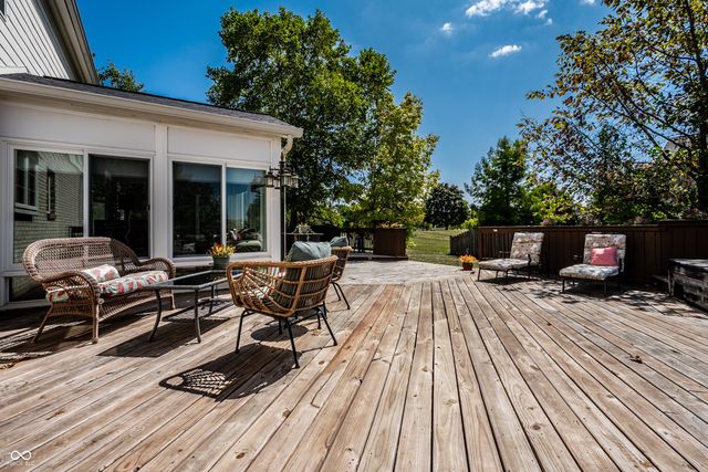 809 Stockbridge Drive, Westfield, IN 46074