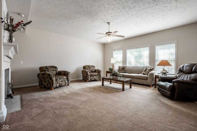 809 Stockbridge Drive, Westfield, IN 46074