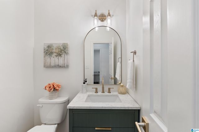 912 COVE CIRCLE, Hoover, AL 35244