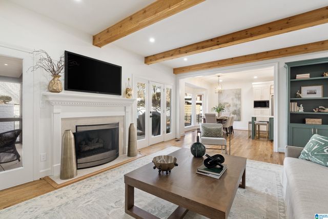 912 COVE CIRCLE, Hoover, AL 35244