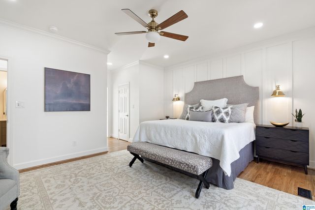 912 COVE CIRCLE, Hoover, AL 35244