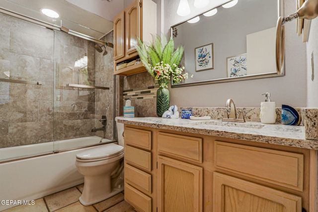 8713 LAKEHURST Road, El Paso, TX 79912