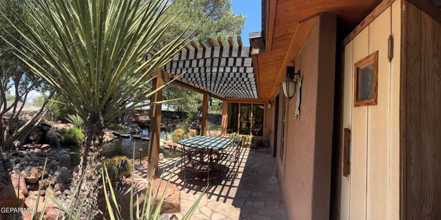 8713 LAKEHURST Road, El Paso, TX 79912