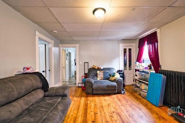 324 Cottage St, New Bedford, MA 02740