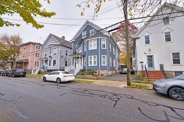 324 Cottage St, New Bedford, MA 02740