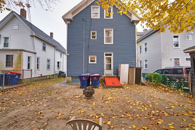 324 Cottage St, New Bedford, MA 02740