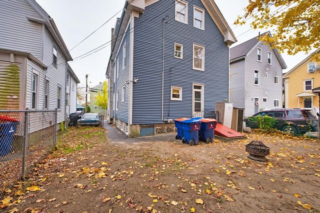 324 Cottage St, New Bedford, MA 02740
