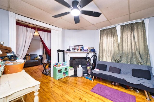 324 Cottage St, New Bedford, MA 02740