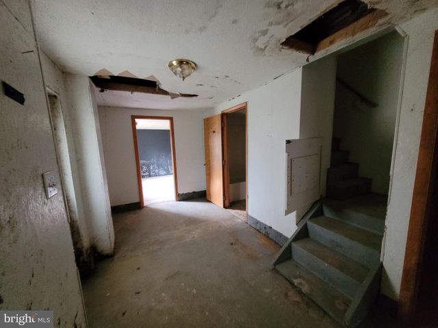 13518 BLANK RD NW, Mount Savage, MD 21545