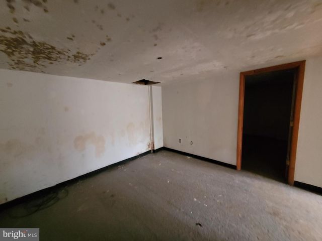 13518 BLANK RD NW, Mount Savage, MD 21545