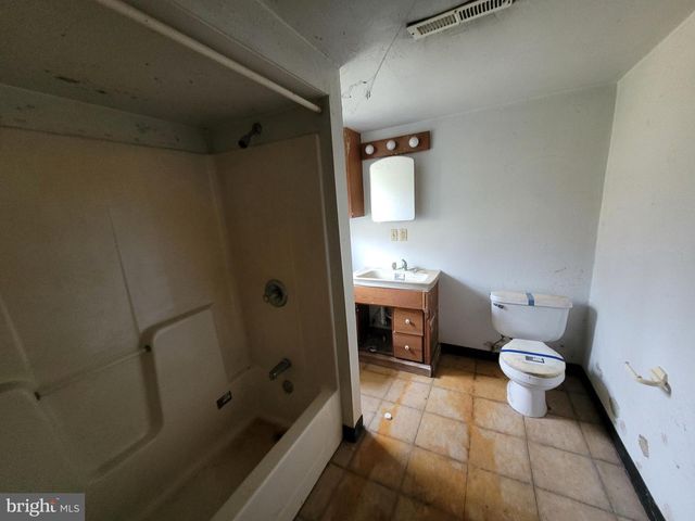 13518 BLANK RD NW, Mount Savage, MD 21545