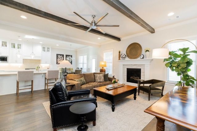 5910 SW Dryden Road, Bentonville, AR 72713