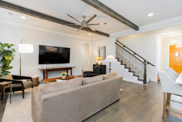 5910 SW Dryden Road, Bentonville, AR 72713