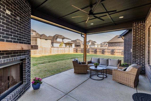 5910 SW Dryden Road, Bentonville, AR 72713