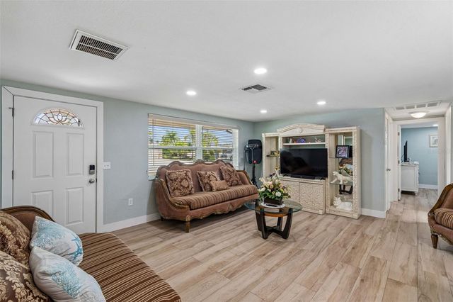 12617 4TH ISLE, Hudson, FL 34667