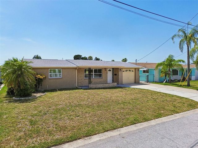 12617 4TH ISLE, Hudson, FL 34667