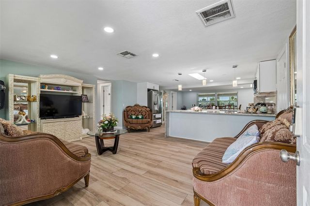 12617 4TH ISLE, Hudson, FL 34667