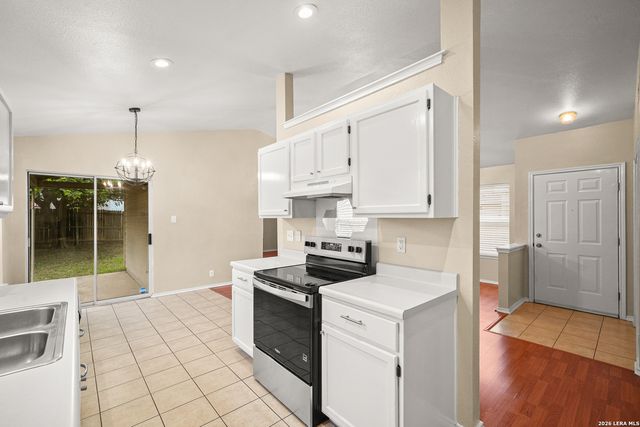 8954 GILL BRG, San Antonio, TX 78254