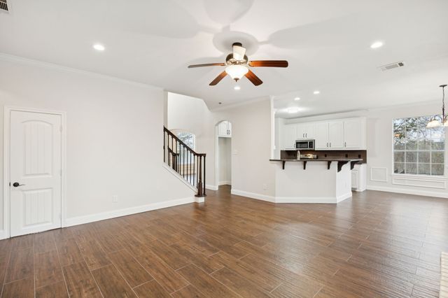 2770 S Lakeview Drive, Cedar Hill, TX 75104