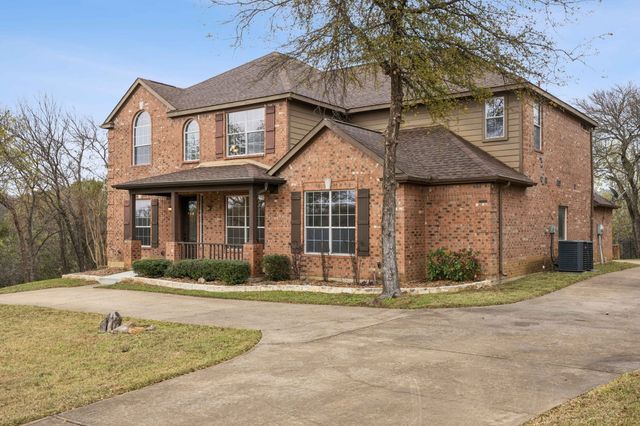 2770 S Lakeview Drive, Cedar Hill, TX 75104