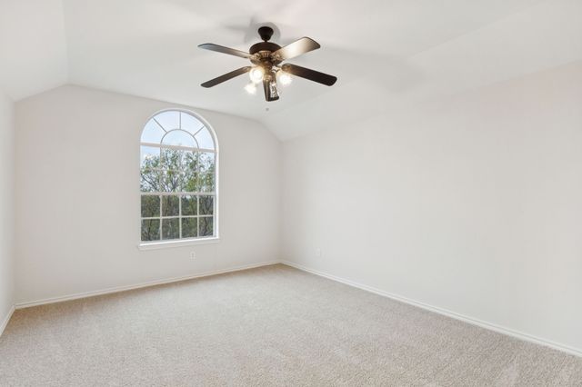 2770 S Lakeview Drive, Cedar Hill, TX 75104