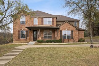 2770 S Lakeview Drive, Cedar Hill, TX 75104