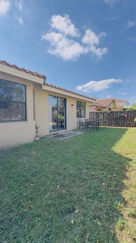 10131 NW 10th St, Miami, FL 33172