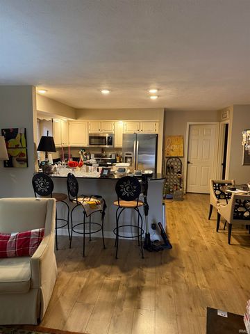 6101 E Walnut Street, Evansville, IN 47715