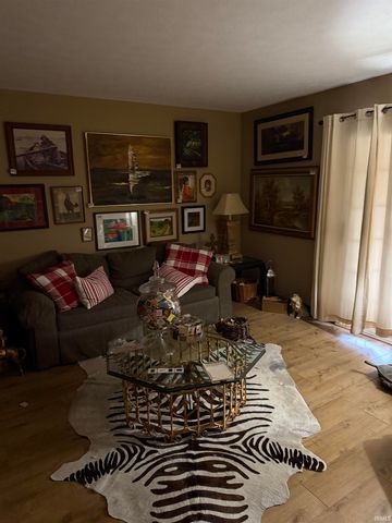 6101 E Walnut Street, Evansville, IN 47715