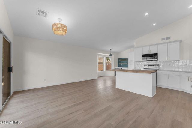 15264 W Mulberry Drive, Goodyear, AZ 85395
