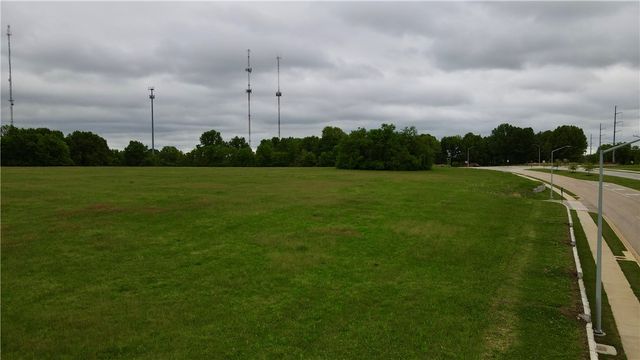 56th Street, Springdale, AR 72762