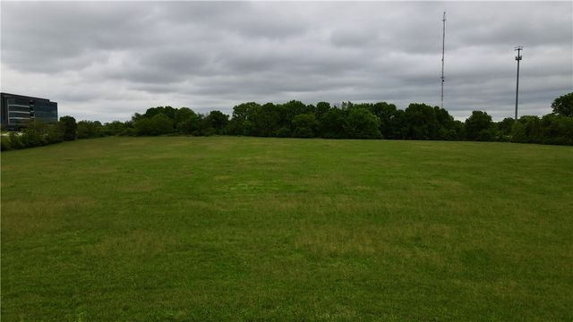 56th Street, Springdale, AR 72762