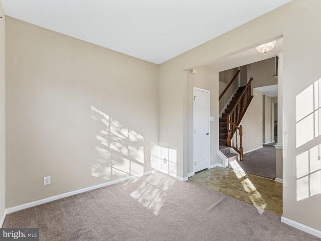 15 CASERTA DR, Sewell, NJ 08080