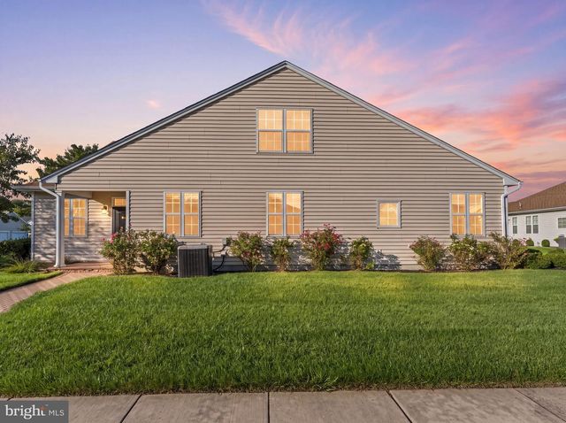 15 CASERTA DR, Sewell, NJ 08080