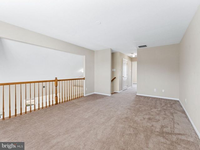 15 CASERTA DR, Sewell, NJ 08080