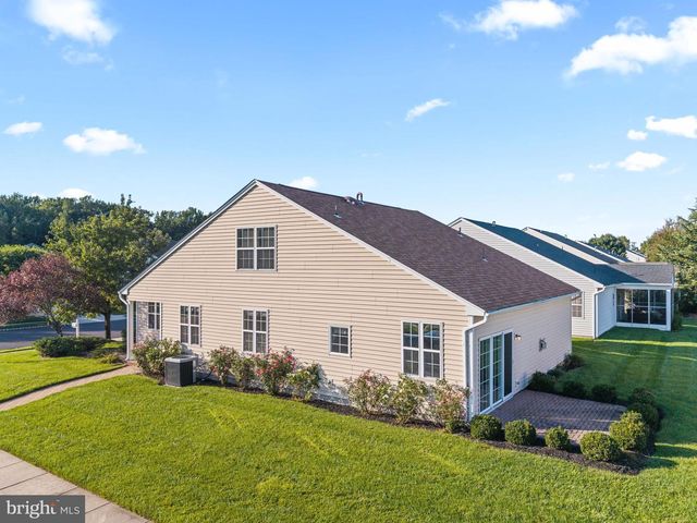 15 CASERTA DR, Sewell, NJ 08080