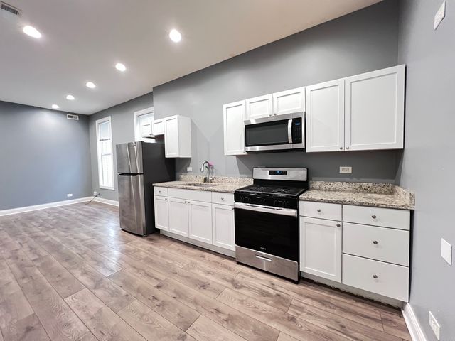 7057 S Normal Boulevard 2, Chicago, IL 60621