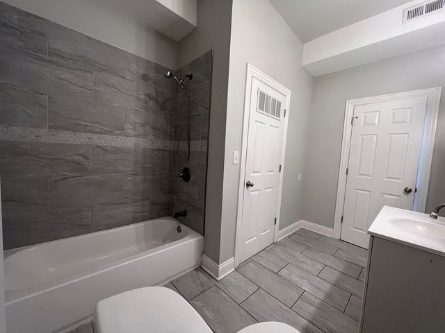 7057 S Normal Boulevard 2, Chicago, IL 60621