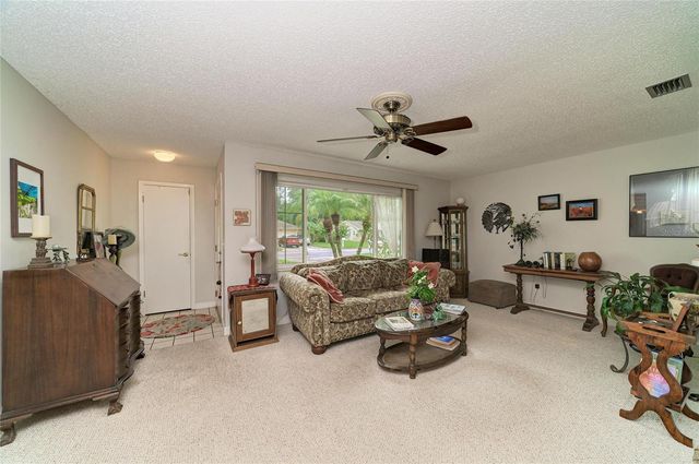 4723 PALM AIRE CIRCLE, Sarasota, FL 34243
