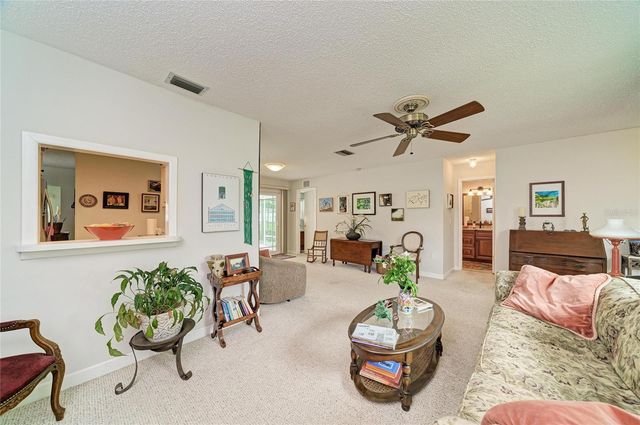 4723 PALM AIRE CIRCLE, Sarasota, FL 34243