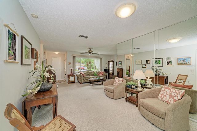 4723 PALM AIRE CIRCLE, Sarasota, FL 34243