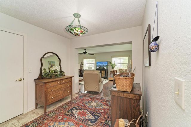 4723 PALM AIRE CIRCLE, Sarasota, FL 34243