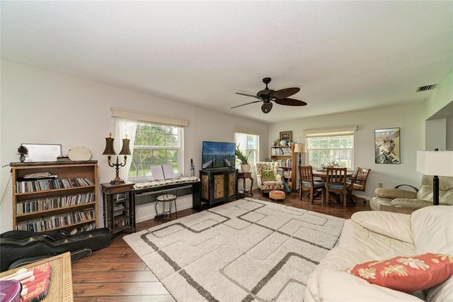 4723 PALM AIRE CIRCLE, Sarasota, FL 34243