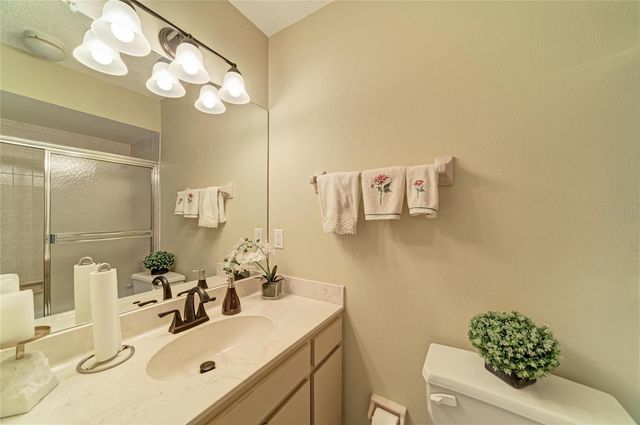 4723 PALM AIRE CIRCLE, Sarasota, FL 34243
